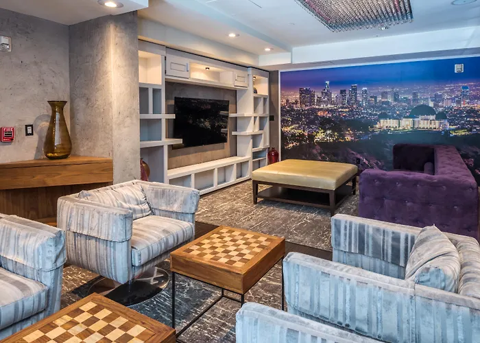 Dog friendly hotels O , Trademark Collection By Wyndham