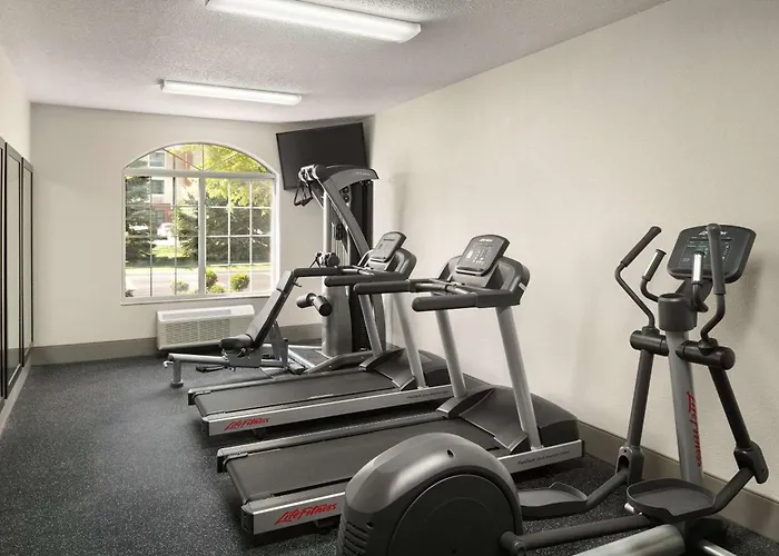 Country Inn & Suites By Radisson, Novi, Mi