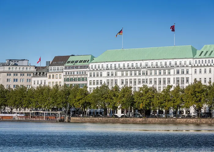 Golf hotel: Fairmont Hotel Vier Jahreszeiten