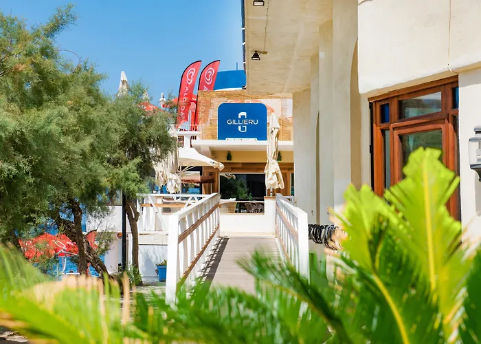 Strandhotel: Gillieru Harbour Hotel