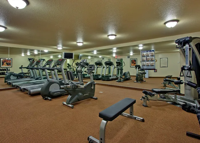 Motel: Staybridge Suites - Calgary Airport By Ihg
