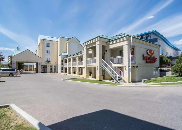 Trip to College Econo Lodge Inn & Suites University