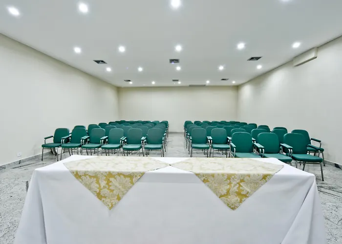 Hotel para famílias: Hotel Golden Park Curitiba By Nacional Inn