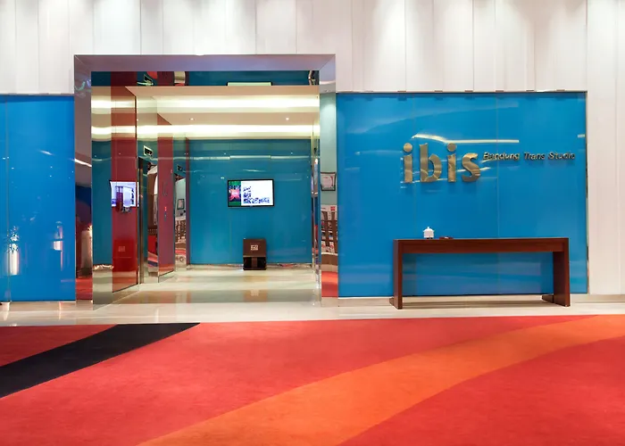 Cheap hotels Ibis Bandung Trans Studio