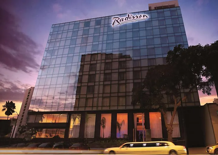 Radisson Hotel Decapolis Miraflores