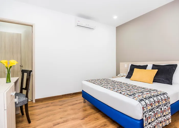 Hotel cerca del colegio: Hotel Asturias Medellin