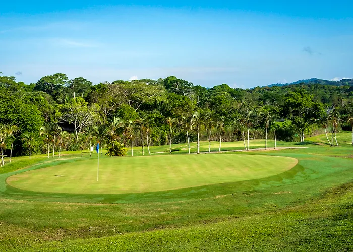 Hotel de lujo: Summit Rainforest Golf Resort & All Inclusive
