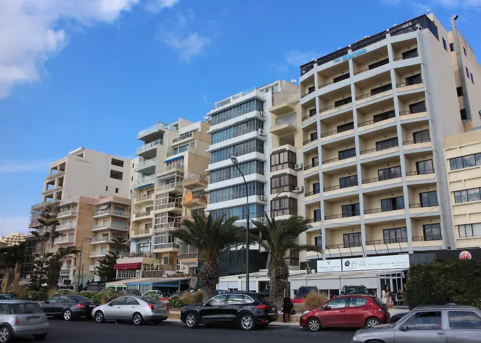  Sliema Marina