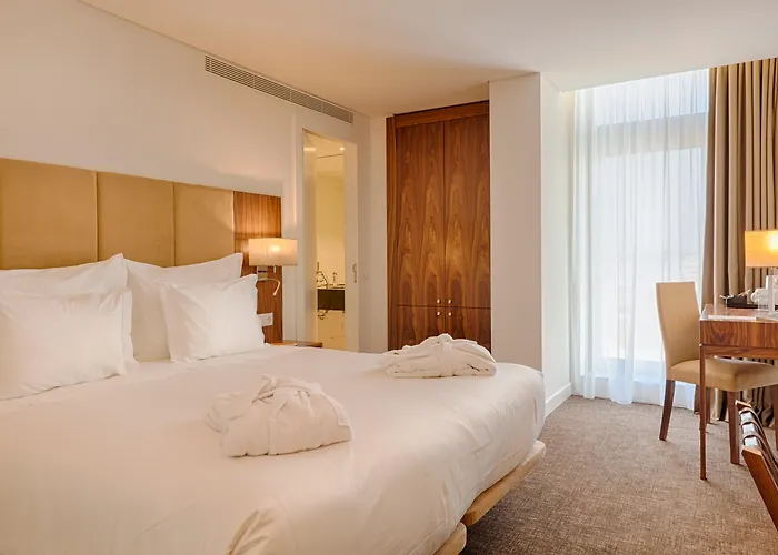  Premium Porto Downtown