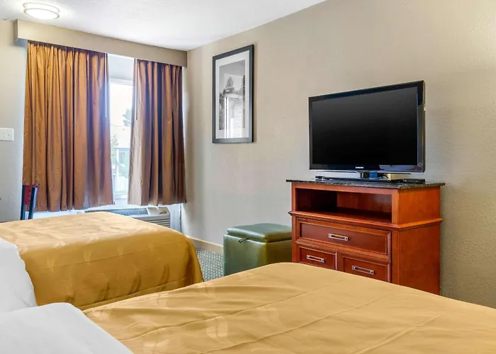 Quality Inn & Suites Apex - Holly Springs Nc