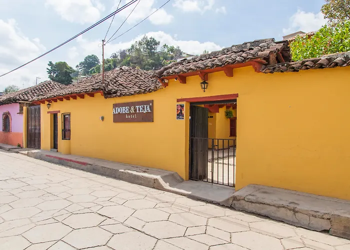 Hotel Adobe & Teja