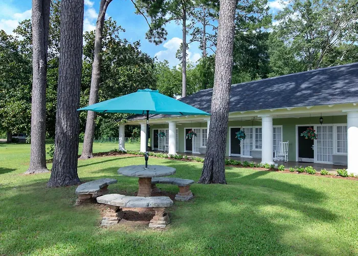 All Motels Days Inn By Wyndham Natchez