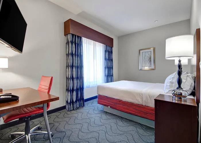 Holiday Inn Express And Suites Oklahoma City North By Ihg