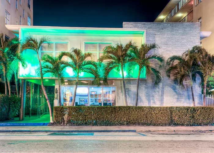  Suites On South Beach