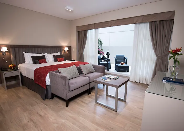 Apart-hotel: Arc Arenales Studios & Suites