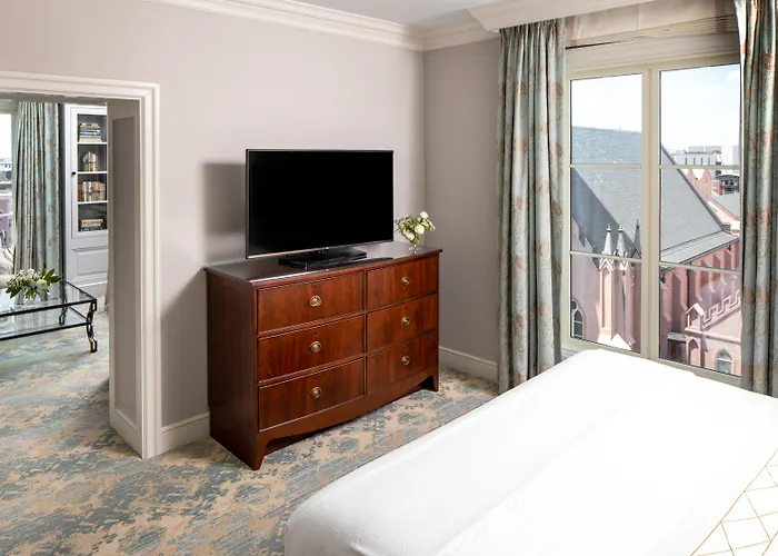 5 star hotels Bennett Charleston