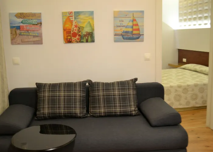Elina Apartments