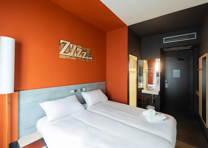 Pet Friendly hotel: Ibis Budget Madrid Centro Lavapies