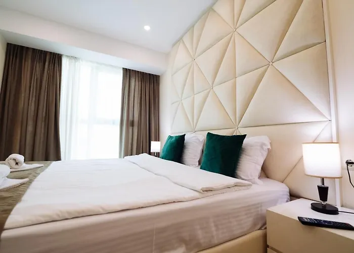 Royal Plaza Hotel