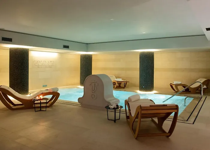 Gold Tower Lifestyle Hotel