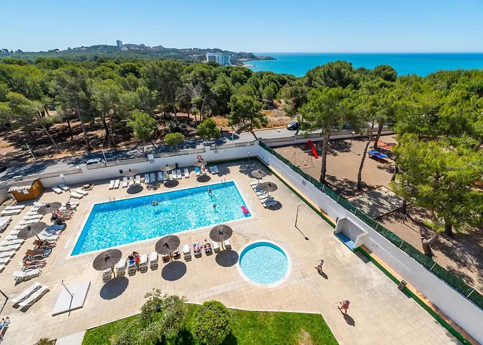 Hotel cerca del colegio: Apartamento Bonito En Salou Con Piscina