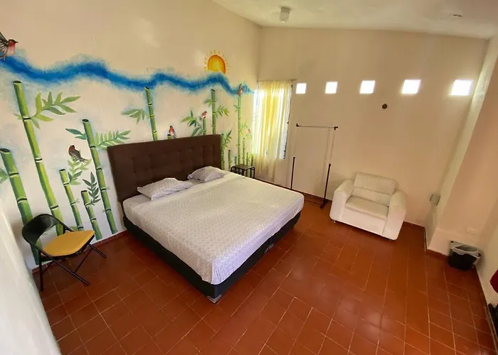 Casa Bugambilias