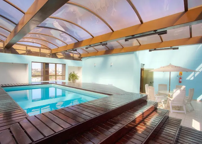 Hotel com piscina: Bristol Upper Curitiba Alto Da XV