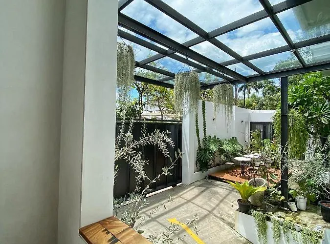 Loewys Home Tanjung Duren Jakarta Barat