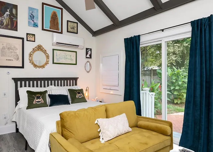 The Cozy Yellow Cottage In Dilworth