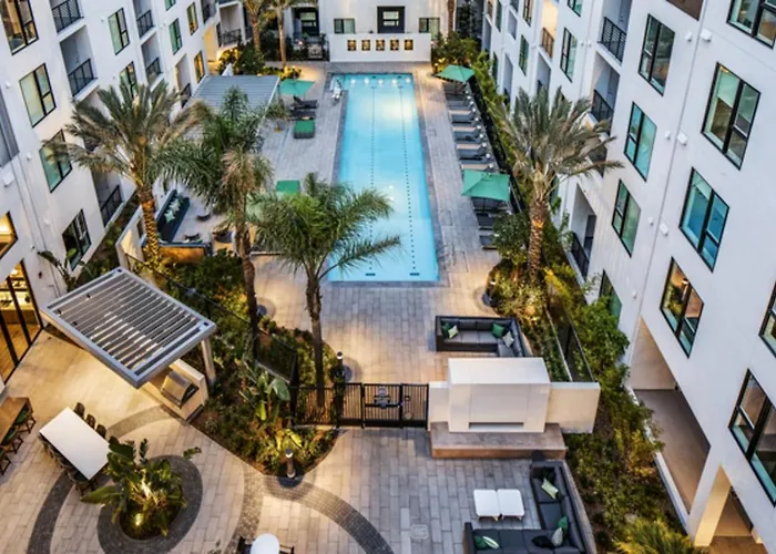 Savoy Sunnyvale
