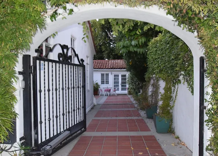Beverly Hills Celebrity Home
