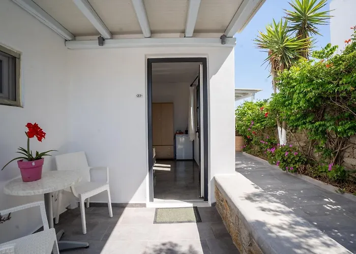 Liana Studios