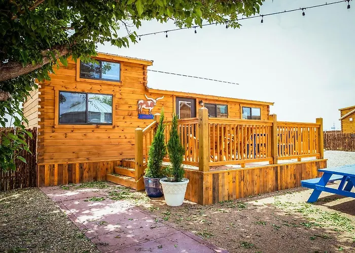 The Big Texan - Cabins And Wagons