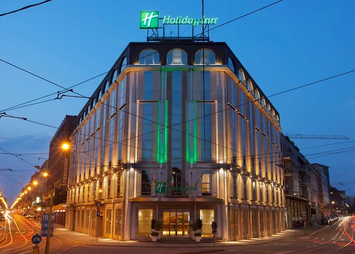 Holiday Inn Garibaldi Station By Ihg