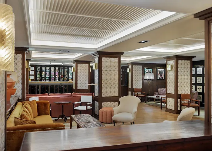H10 Corregidor Boutique