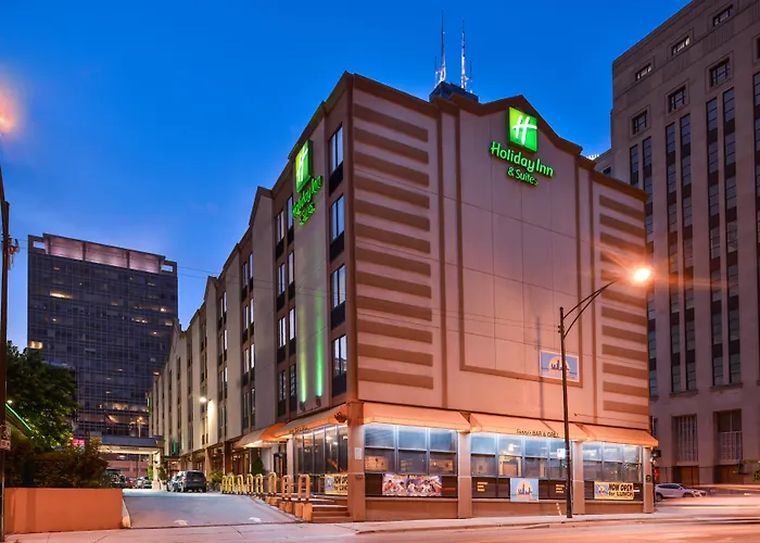 Cheap hotels Holiday Inn & Suites Chicago - Downtown, An Ihg