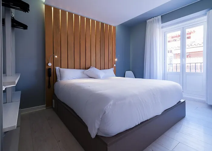 Hôtel accueillant les animaux: B&B Hotel Madrid Centro Fuencarral 52