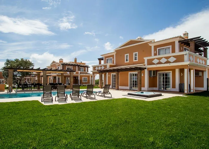 Airport Hotel: Colina Da Lapa & Villas