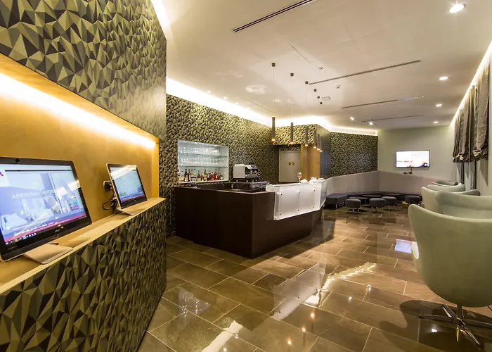 Resort: Monti Palace Hotel