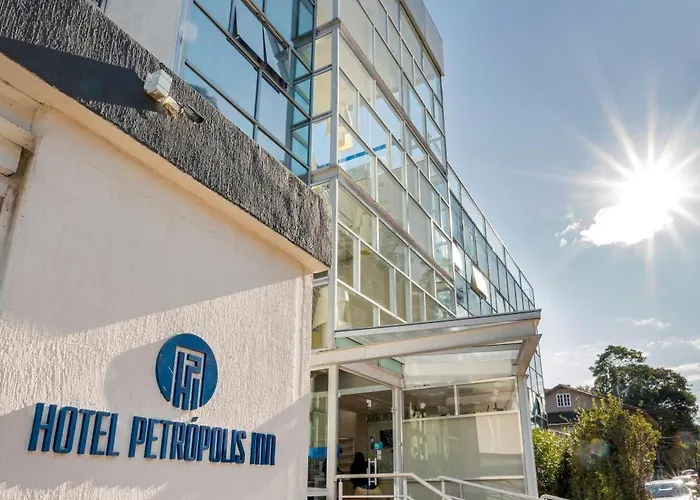 3 star hotel: Hotel Petropolis Inn