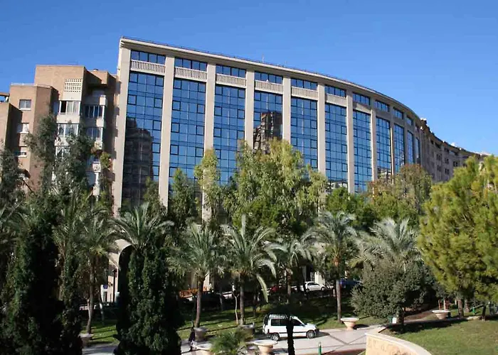 s Magic Atrium Plaza