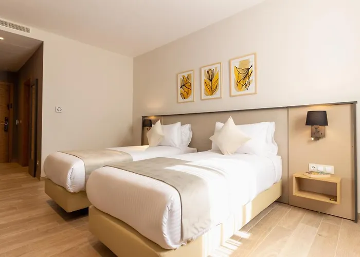Golden Tulip Opera Alger