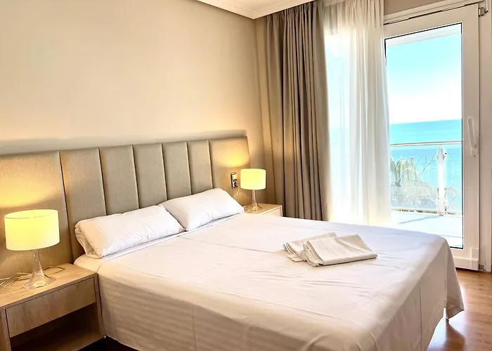 Hotel de playa: Apartamentos las Palmas VII Family only