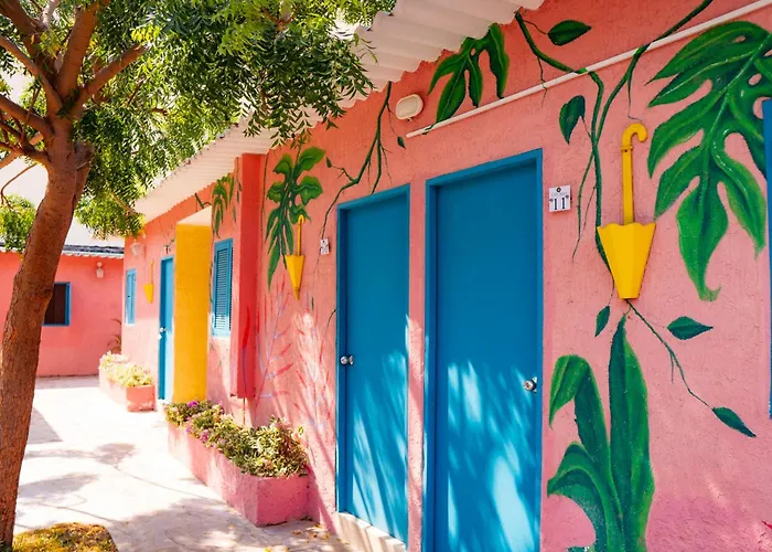 Hotel cerca del colegio: Hotel Casamart Rodadero