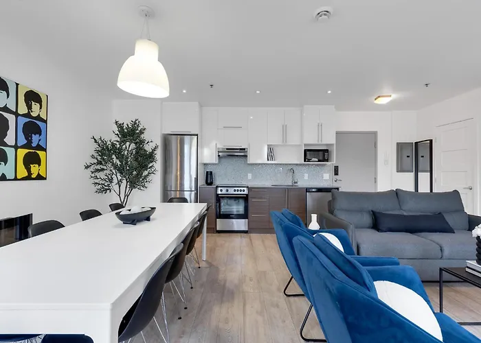 Pet Friendly hotel: Liv Mtl Downtown