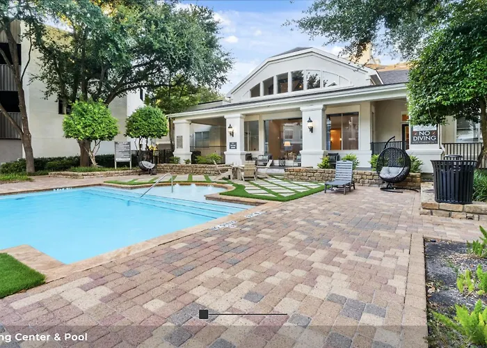 Hidden Gem At Med Center 2Br & 2Ba