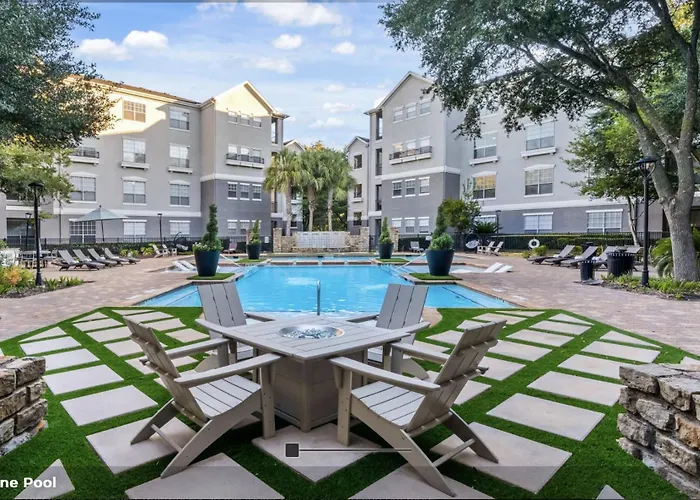 Hidden Gem At Med Center 2Br & 2Ba