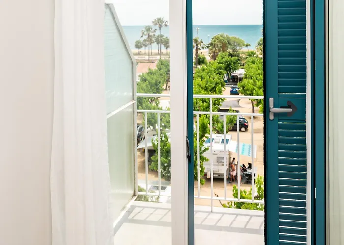 Strandhotel: Bellsol Rooms