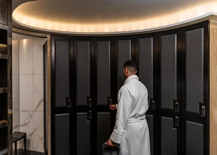 Hotel boutique: Corinthia London