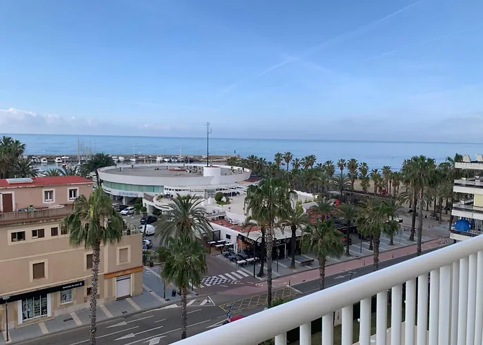 Hotel con vistas: Hotel Planas